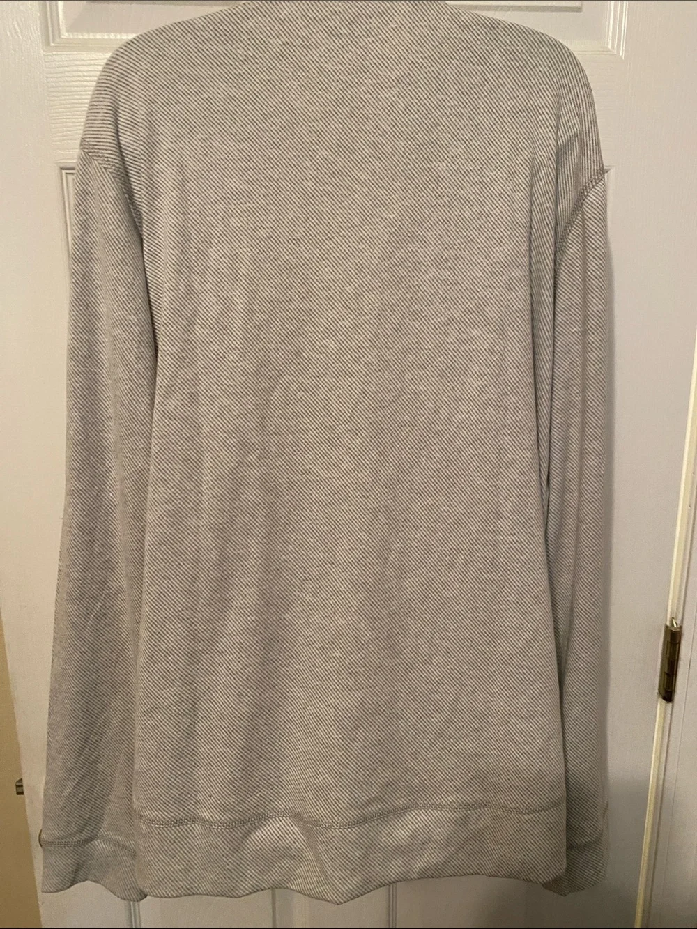 The American Outdoorsman Original Penguin Men's Light Gray Zip-Up Pullover